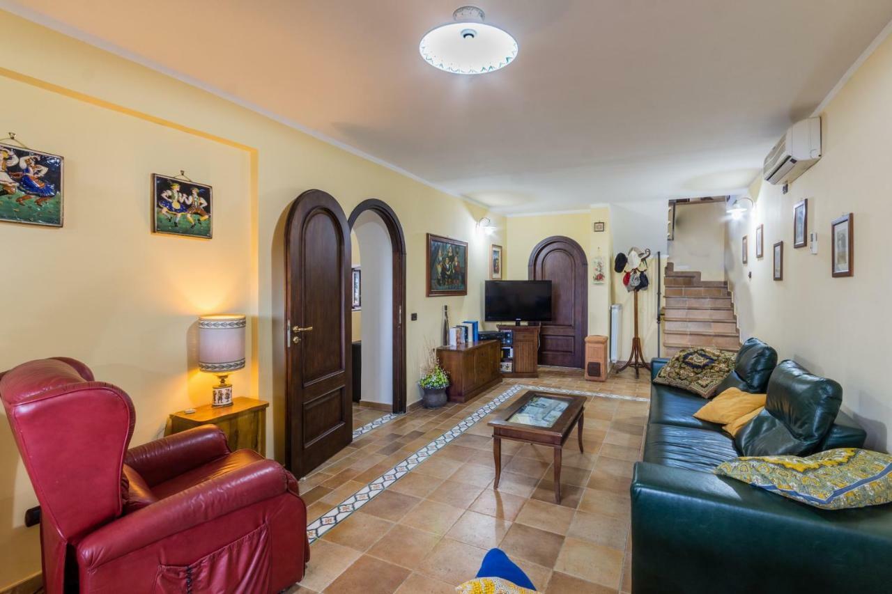 Villa La Casetta Sonnino Luaran gambar